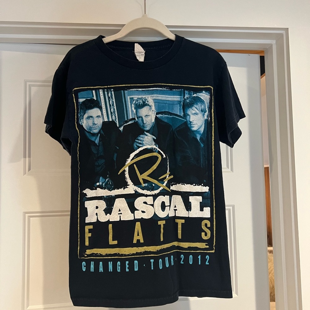 Rascal Flatt’s vintage tee